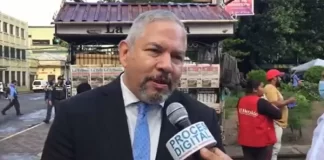 Gobierno recula en cobro de $15 adicionales en consulados y no descarta financiar la CICIH