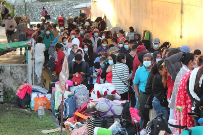 decenas de nicaraguenses (1)