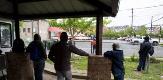 Baja a 205 mil la cifra semanal de pedidos del subsidio por desempleo