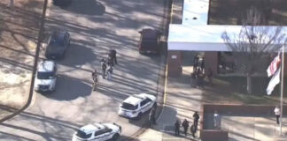 Un niño de 6 años hiere gravemente a una profesora tras dispararle en EEUU