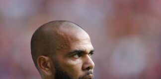 La víctima de Alves pide que siga en prisión al persistir el riesgo de fuga