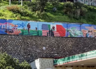 Mural en la frontera celebra bicentenario retrata migración y relaciones entre México y EEUU