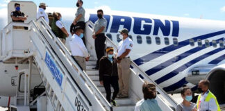 Cuba recibe 28 migrantes irregulares deportados por EE.UU. y suman ya 91 en 2024