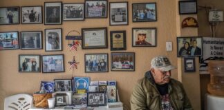 Veteranos deportados mantienen la batalla para volver a EE.UU. desde México