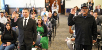 Veteranos obtienen ciudadanía de EEUU tras décadas deportados en México