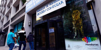 Consulados hondureños vacíos y migrantes con temor en EEUU