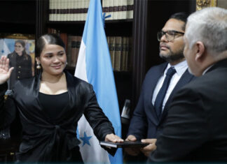 Cantante Cesia Sáenz juramentada como embajadora honoraria de Arte y Cultura en México