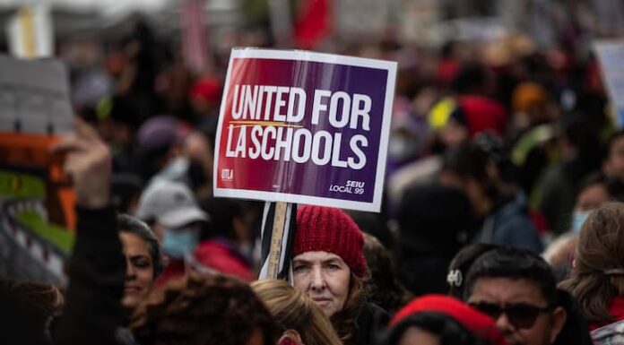 Logran acuerdo en Distrito Escolar de Los Ángeles para evitar otra huelga