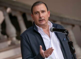 La empresa privada no va desaparecer se va ir a otro país a invertir: Juan Carlos Sikaffy