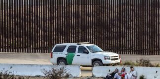 Patrulla detiene a grandes grupos con 290 migrantes en frontera de California