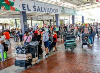 El Salvador registra la visita de 77 mil extranjeros, muchos de ellos hondureños