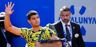 Alcaraz inicia la defensa del título fulminando a Borges en una hora