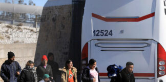 Dos detenidos y chofer muerto en caso de 35 migrantes secuestrados en México