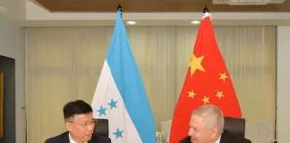 Cancillería y delegación oficial de China avanzan en agenda de temas comerciales e inversión