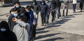 Empresas mexicanas ofertan casi 64.000 empleos para migrantes repatriados por Trump