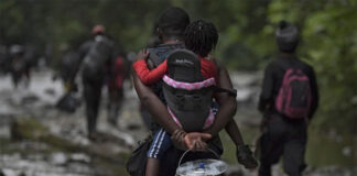 Un niño de 5 años abandonado en la selva del Darién es rescatado por familia ecuatoriana