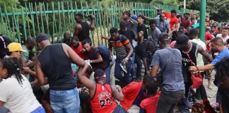 Migrantes buscan desesperados salir del sur de México ante fin del Título 42