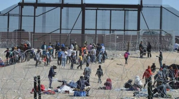 El gobierno de EEUU amenaza con demandar a Texas si aplica una nueva ley migratoria