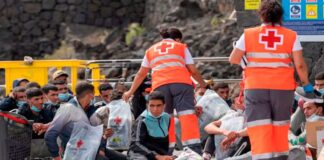 Rescatados 167 inmigrantes en aguas cercanas a las Islas Canarias