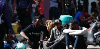 Migrantes en el norte de México viven en vilo por redadas de deportación y militarización