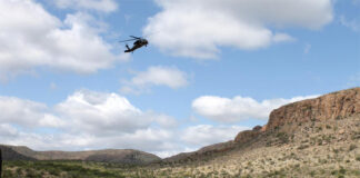 EEUU rescata con helicóptero a migrante guatemalteca herida en montañas de Arizona