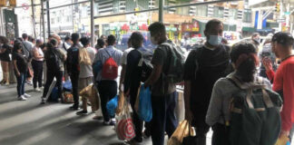 Grandes empresarios de Nueva York piden a Biden acelerar regularización de los inmigrantes