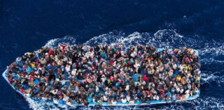 Sánchez busca soluciones migratorias a los 30 años de desafío de la ruta canaria