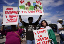 Caravana “Todos Somos Florida” cosecha apoyos en Arizona, marcado por ley antiinmigrante