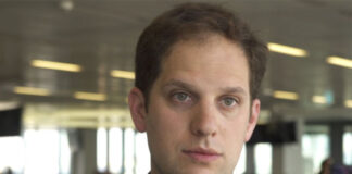 EEUU confirma contactos con Rusia sobre intercambio de periodista detenido