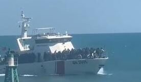 Guardacostas tunecinos interceptan más de 2,000 migrantes en el Mediterráneo en tres días