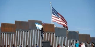 Exjefa de Gobierno condena barrera de boyas y alambre de púas en frontera México-EE UU