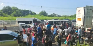 Identifican a 10 hondureños rescatados en Acayucan, México