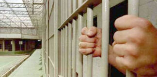 Grupo de iglesia evangélica protesta en defensa de DDHH de privados de libertad