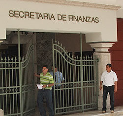 Sefin transfiere L 514 millones a 104 alcaldías