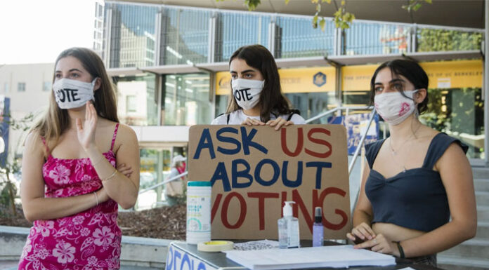 Promover el voto latino en las elecciones locales ayudaría a evitar leyes como la SB1718