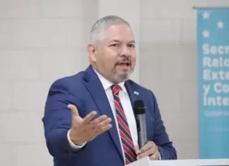 Honduras no ha solicitado ser parte del BRICS, solo de su brazo financiero: canciller Reina