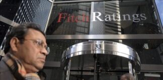 Fitch rebaja la calificación de la deuda de EEUU a AA+