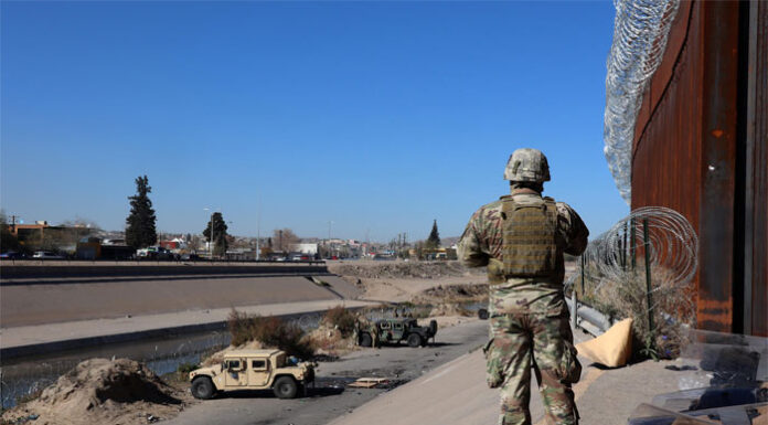 Critican que plebiscito migratorio en Arizona busca allanar otro posible mandato de Trump