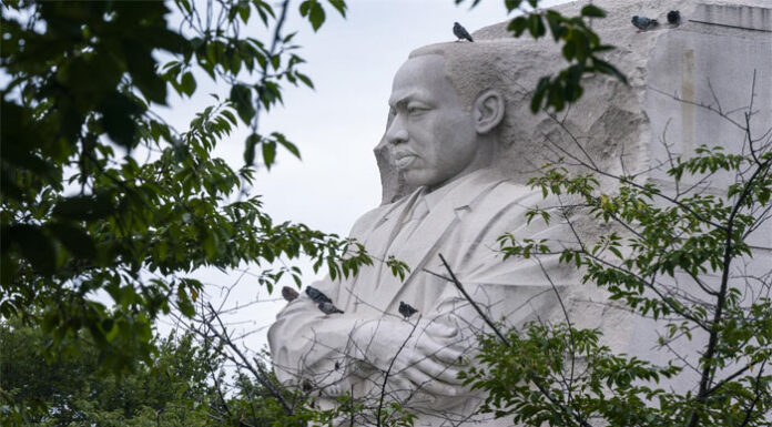 Miles de personas marchan en Washington en el 60 aniversario del “I have a dream”