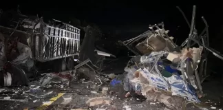 Suben a 16 los muertos tras el choque de un autobús que transportaba venezolanos en México