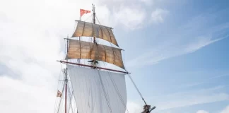 Jóvenes ecologistas se inspiran en Darwin para conservar el planeta