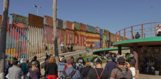 Activistas condenan renovación de muro fronterizo en la mexicana Tijuana