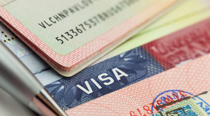 EEUU pausa la emisión de visas de estudiantes para evaluar las redes sociales