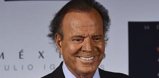 Más de 400 famosos felicitan al cantante Julio Iglesias en un vídeo por sus 80 años
