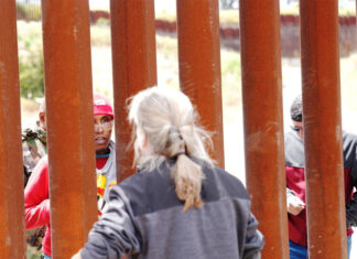 EEUU avisa a los migrantes que seguirá vigilando la frontera aunque cierre el Gobierno