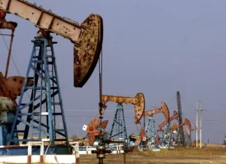 El petróleo de Texas sube un 5,76 %, hasta 87,69 dólares el barril