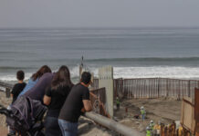 Construir más muro, un “show político” que harta a muchos en la frontera sur de EEUU