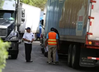 Más de 300 transportistas varados en fronteras intentando ingresar a Honduras y Costa Rica