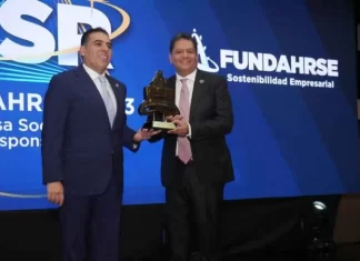 Por decimoséptimo año consecutivo, FICOHSA recibe el Sello de Empresa Socialmente Responsable por FUNDAHRSE