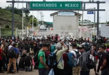 López Obrador critica en la frontera las políticas antiinmigrantes de Florida y Texas